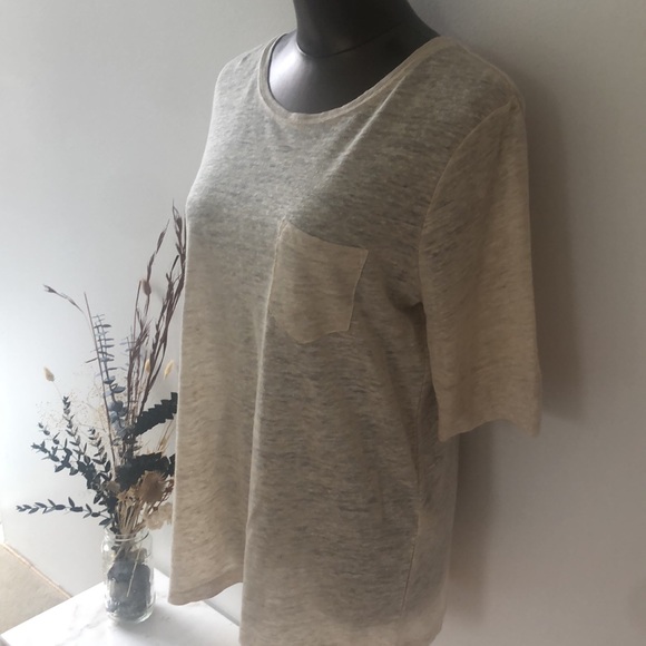 Banana Republic 100%Linen Tee - Picture 2 of 7